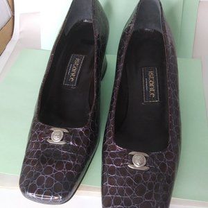 istante Made in Italy leather pumps Zeus head medallion decoration size 6.5